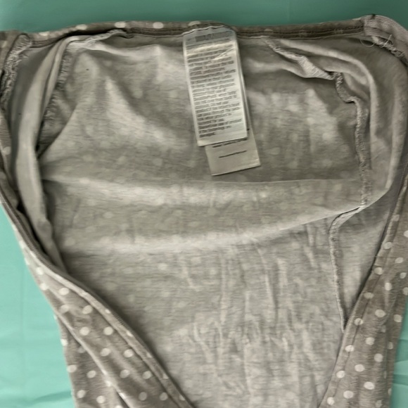 Lot of 2 swaddle me zip up & Velcro Swaddles. 0-3 months & 3-6ish months - Picture 4 of 8